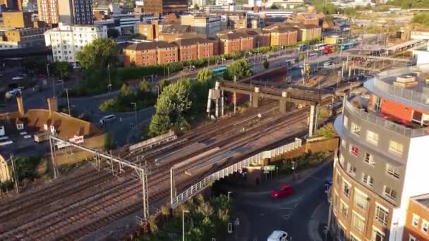 Aerial Footage High Angle View Train Tracks Central Luton Railway — Stok video