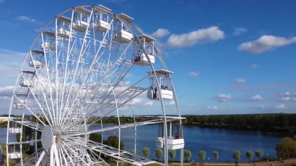 Ferris Wheel Rides Willen Lake Public Park Milton Keynes Inghilterra — Video Stock
