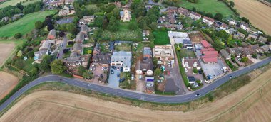 İngiltere 'de İngiliz Kırsal Bölgesi ve Köyü Yüksek Açı Görünümü