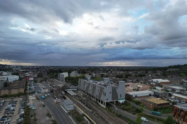 市内中心部の高角度ビュー Luton — ストック写真