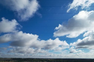 Scenic view of blue sky with white clouds at sunny daytime 