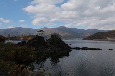 Güzel Fuji Dağı Gölü ve Park Manzarası
