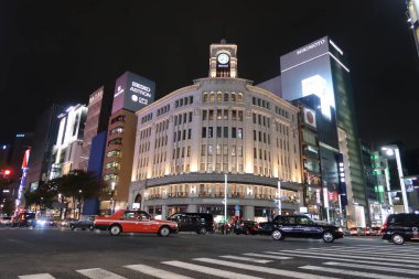 Japonca, TOKYO - 11 Kasım 2022: Tokyo Şehri 'nin Güzel Düşük Açı Görünümü 