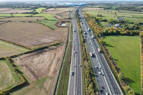 Mejor Vista Aérea Las Autopistas Británicas Tráfico Inglaterra Drone Footage —  Fotos de Stock