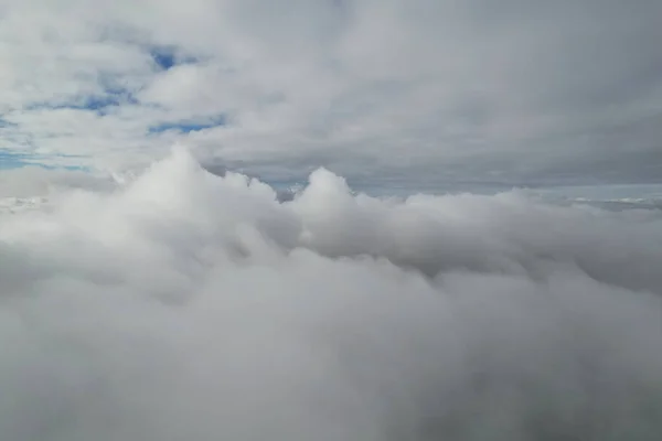 Através Das Nuvens Acima Céu — Fotografia de Stock