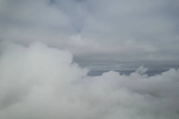 Através Das Nuvens Acima Céu — Fotografia de Stock