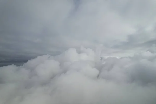 Através Das Nuvens Acima Céu — Fotografia de Stock