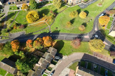 İngiltere 'nin Luton Kasabası' nın en güzel manzara görüntüsü, İHA 'nın İngiltere Yüksek Açılı Kamerası, İngiltere, İngiltere