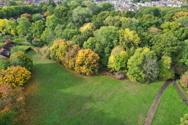 İngiltere 'nin Luton Kasabası' nın en güzel manzara görüntüsü, İHA 'nın İngiltere Yüksek Açılı Kamerası, İngiltere, İngiltere