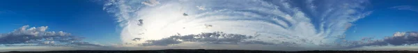 Las Mejores Imágenes Ángulo Alto Nubes Dramáticas Cielo Fuertes Vientos —  Fotos de Stock