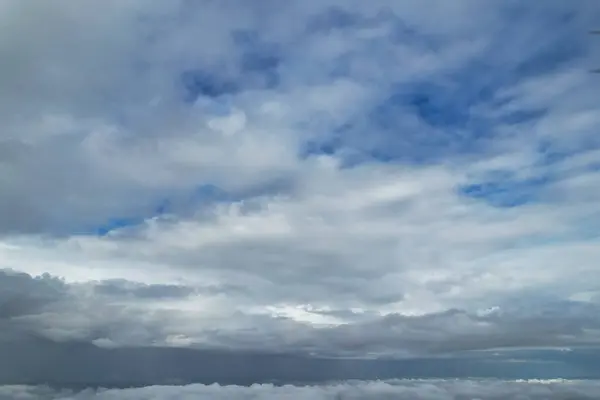 Melhor Filmagem Alta Ângulo Nuvens Dramáticas Céu Ventos Fortes Sobre — Fotografia de Stock