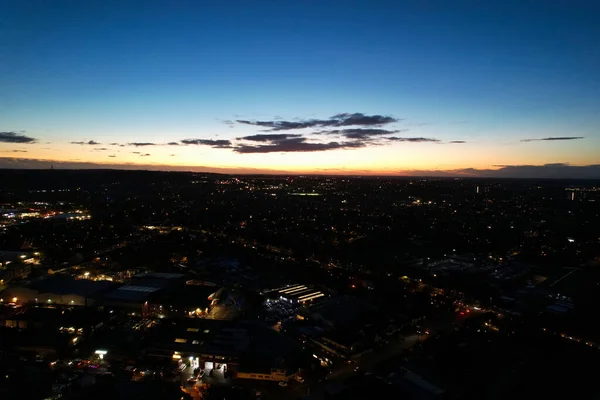 Hermosa Vista Aérea Ciudad Británica Carreteras Por Noche Filmación Ángulo —  Fotos de Stock