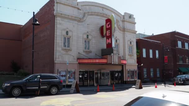 Kansas City Missouri August 2022 Gem Theater 18Th Street Hosting — Stockvideo