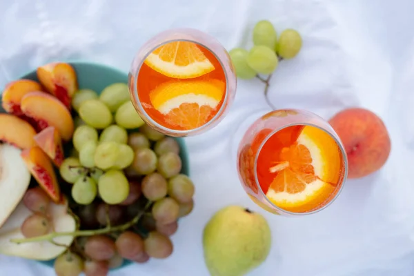 Wine Glasses Orange Grape Peach Pear Summer Picnic — Fotografia de Stock