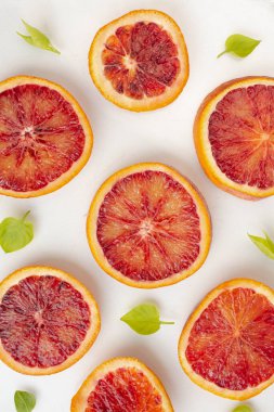 Yapraklı Sicilya portakalı. minimalizm