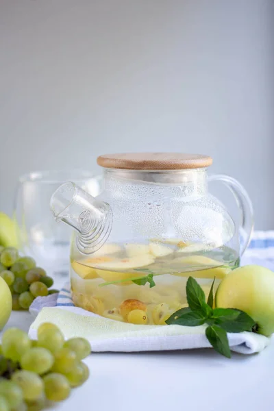 Teapot Berry Tea Chai Mint Apple Grape Modern Glass Teapot — Stok fotoğraf