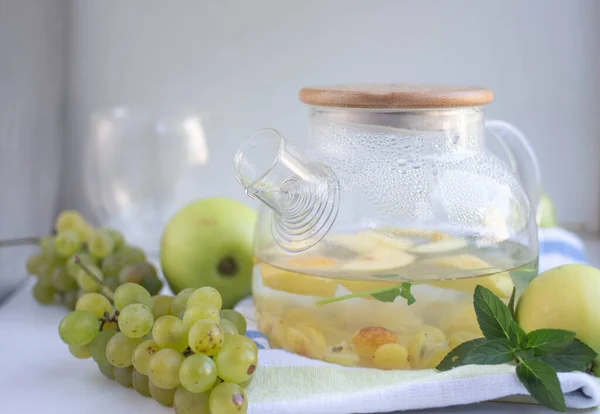 Teapot Berry Tea Chai Mint Apple Grape Modern Glass Teapot — Stok fotoğraf