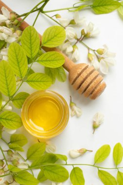 ACACIA tatlım. akasya çiçekleri ve kavanoz