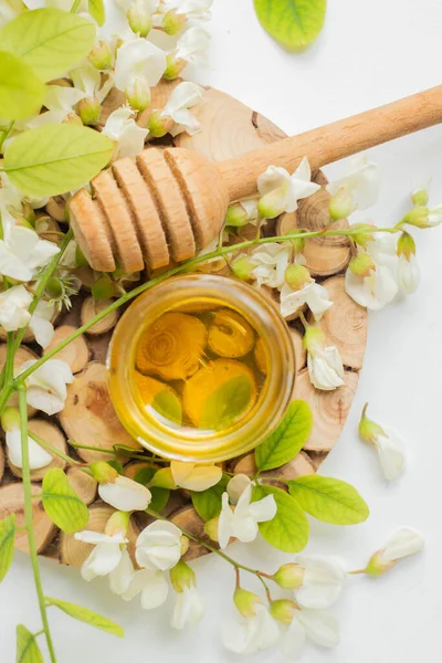 ACACIA tatlım. akasya çiçekleri ve kavanoz