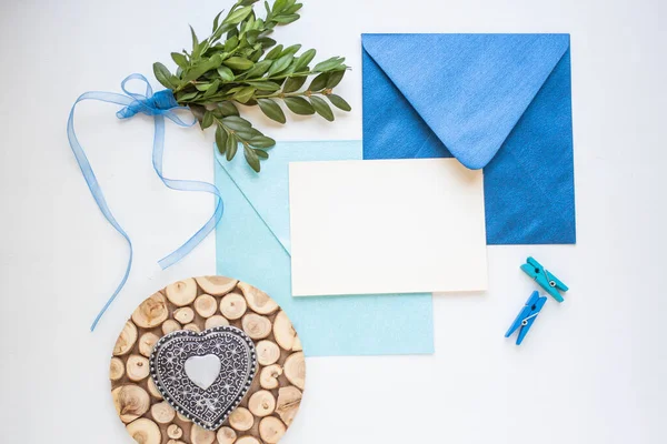 Card Mockup Leaves Blue Envelope Minimalistic —  Fotos de Stock