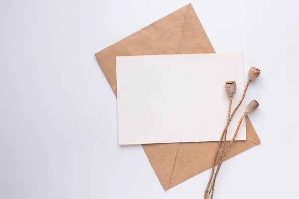 Card Mockup Dry Flowers Envelope Invitation — Stockfoto