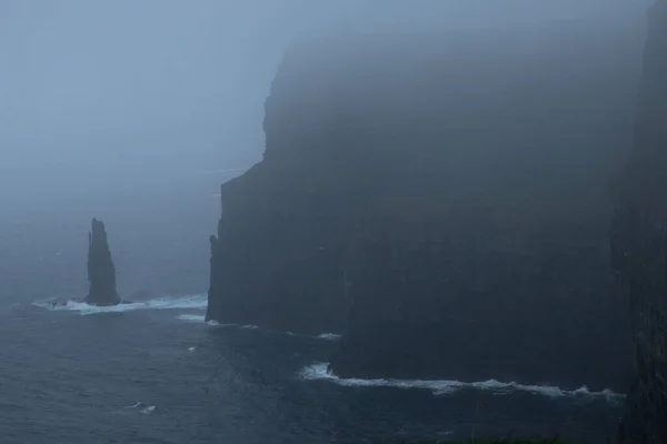 Cliffs Moher Ireland Rain Foggy Weather — Zdjęcie stockowe