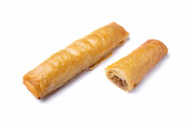 Beyaz bir tabakta elma reçeli ile tüp, yakın plan. Tam ve bölgesel dolgu. Yatay yönelim