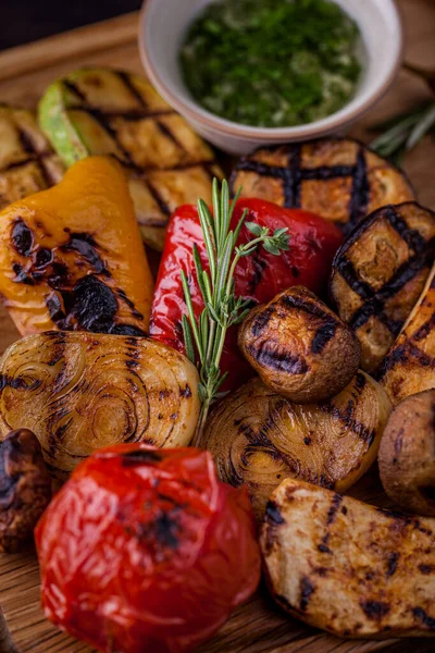 Grillade Grönsaker Grillen Röd Paprika Gul Paprika Zucchini Svamp Lök — Stockfoto