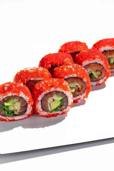 California Roll Salmon Avocado Chuka Seaweed Wrapped Rice Red Tobiko — ストック写真