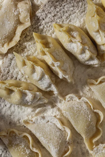 Gesorteerde Dumplings Met Verschillende Vullingen Dumplings Van Verschillende Vormen Vullingen — Stockfoto