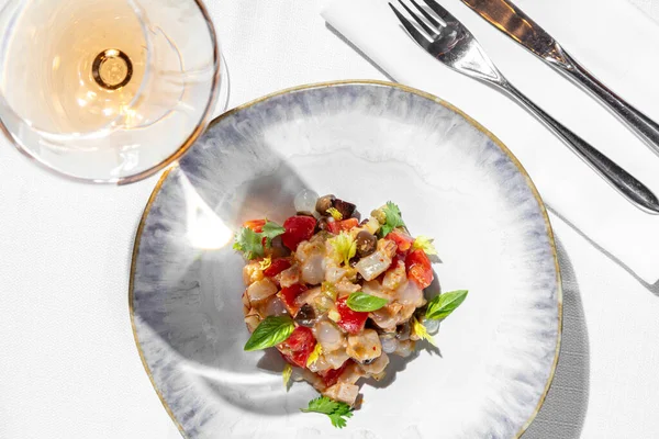 Seafood Salad Scallop Octopus Wine Vinegar Asparagus Potatoes Tomatoes Salad — Stockfoto