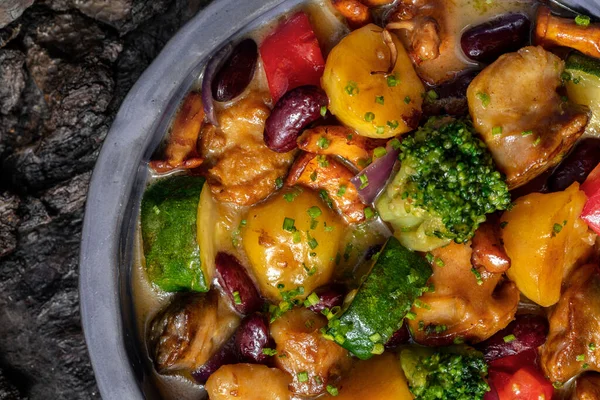 Vegetable Stew Chanterelle Mushrooms Broccoli Paprika Potatoes Red Beans Zucchini — Fotografia de Stock