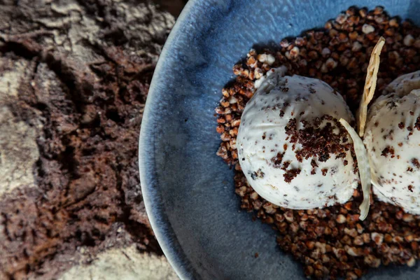 Ice Cream Balls Waffle Baking Crumbs White Chocolate Blue Plate — Stok fotoğraf