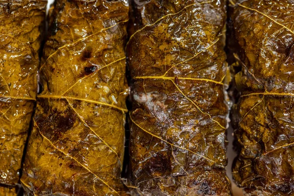 Dolma Minced Lamb Onion Spices Wrapped Grape Leaf Lavash Chips — 图库照片