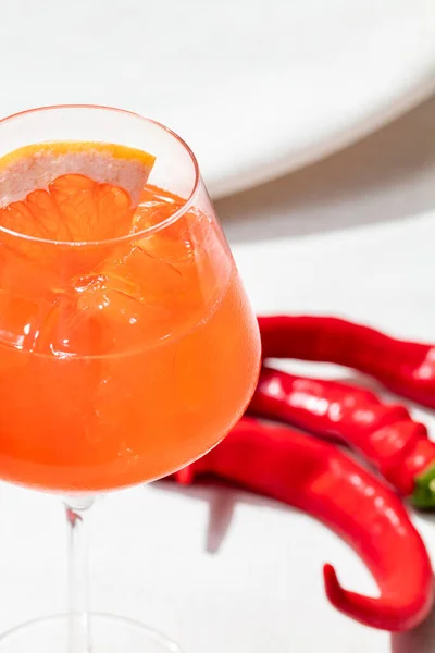 Chili Aperol Cocktail Drink Glass Goblet High Leg Stands Light — 스톡 사진