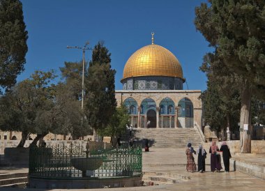 İslam türbeleri El Aksa Camii ve Kaya Camii Kubbesi İsrail 'in Kudüs kentinde Zeytin Dağı' nda yer almaktadır. Burası İslam dünyasının tapınaklarından biri, ibadet ve hac yeri..