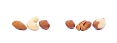  Karışık fındıklar beyaz arkaplanda izole