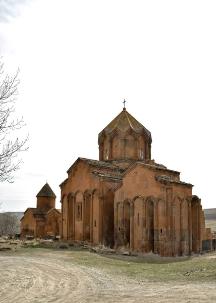 アルメニア人修道院 13世紀に建てられました 中世のキリスト教の修道院中世のアルメニアのMarmashenの複合体 アルメニアでの観光 アルメニア遺跡のパノラマ観光複合体 — ストック写真