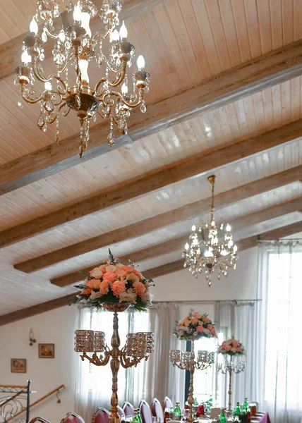 banquet table flower decoration 