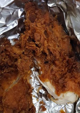 Lezzetli bir yemeğin kapağını kapat.