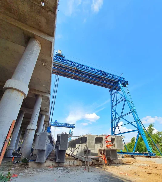 Photo Gantry Portal Lifting Girders One Method Transport Moving Girder — Stock fotografie