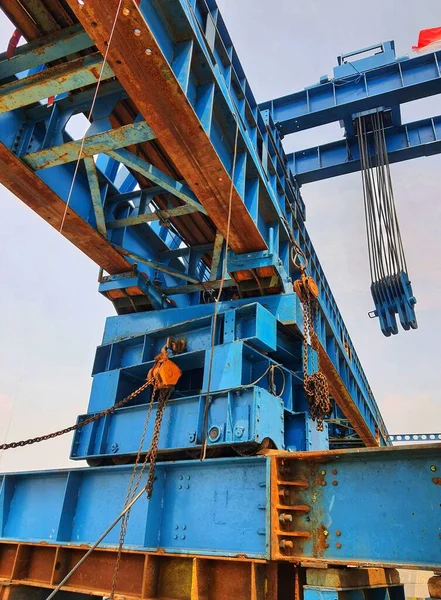 Photo Steel Structure Launcher Gantry Used Erection Precast Concrete Girder — Stock Photo, Image