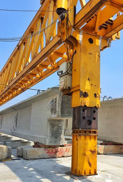 Steel Structure Launcher Gantry Used Erection Precast Concrete Girder Pci — Stock Photo, Image