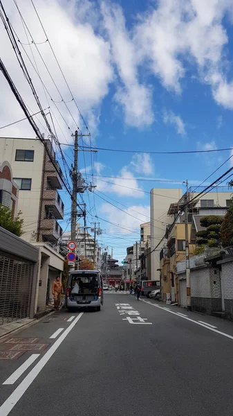 오사카 2019 오사카의 지역의 상황은 건물들로 들어차 있음에 불구하고 분위기를 — 스톡 사진