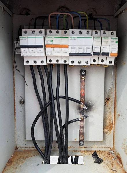 Caixa Painel Elétrico Que Contém Quadro Interruptores Tensão Com Disjuntores — Fotografia de Stock
