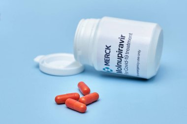 Molnupiravir - Covid-19 'a karşı ilk onaylanmış oral anti-viral haplar