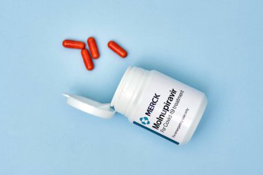 Molnupiravir - Covid-19 'a karşı ilk onaylanmış oral anti-viral haplar