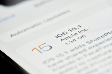 ios sistemi iphone 'da güncelleniyor