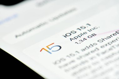 ios sistemi iphone 'da güncelleniyor