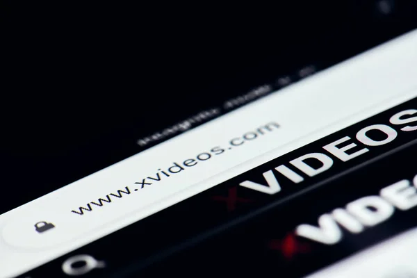 Xvideos - la condivisione di video pornografici e la visualizzazione di siti web — Foto Stock
